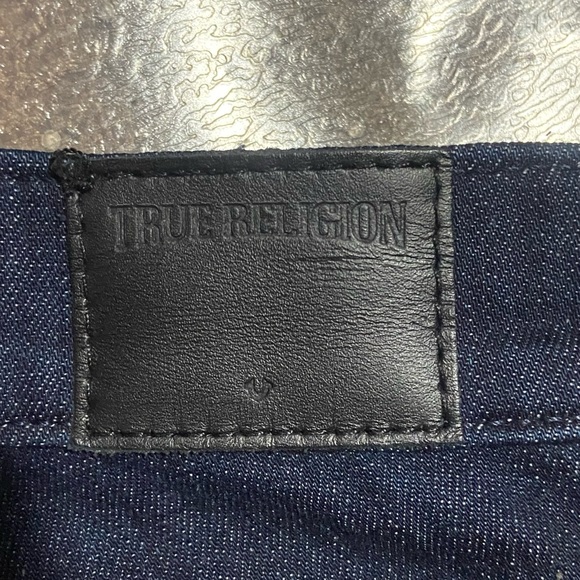 TRUE RELIGION HALLE MID RISE SUPER SKINNY JEANS. DARK BLUE - Picture 4 of 4